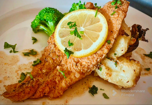 Buttermilk Fried Swai Fish w/ Buttery Grits & Cornbread